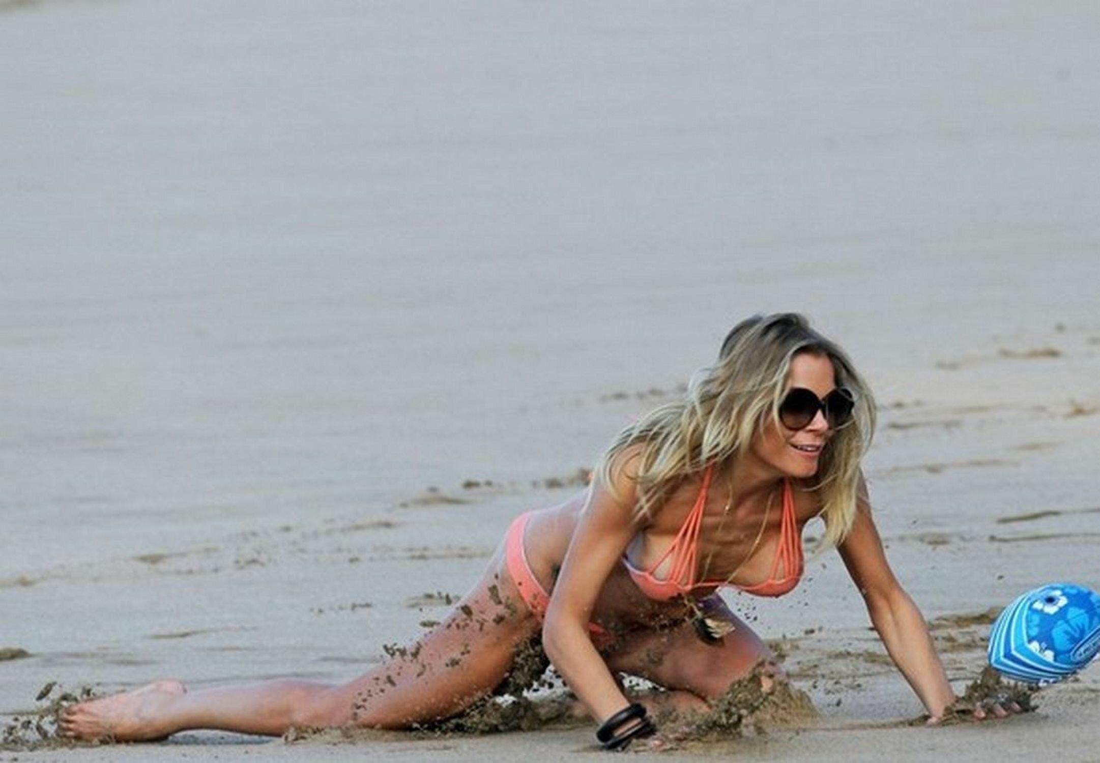 LeAnn Rimes in a bikini