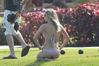 LeAnn Rimes in a bikini - ass