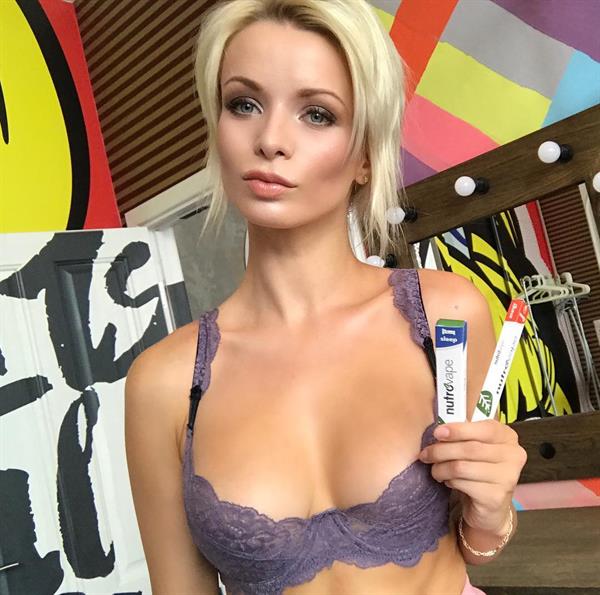 Ekaterina Enokaeva in lingerie