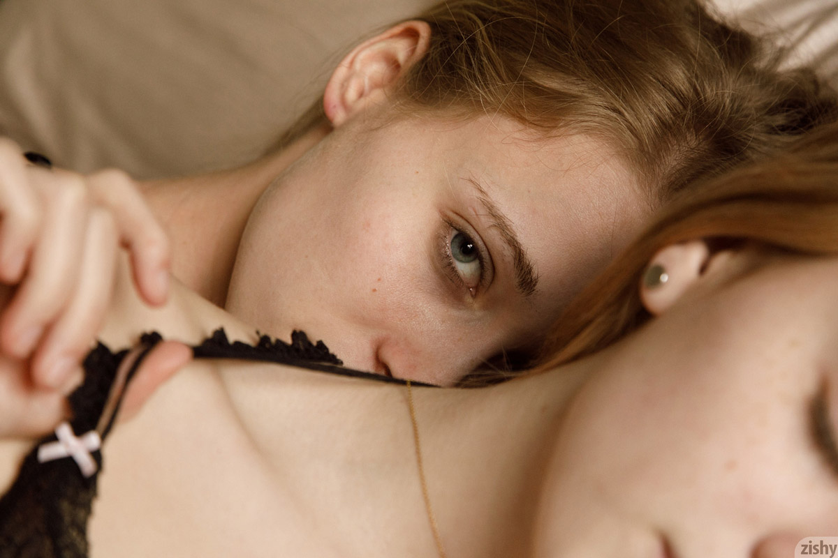 Riley Ann Lez Couple