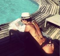 Laury Thilleman Bikini Pictures Laury Thilleman in a bikini