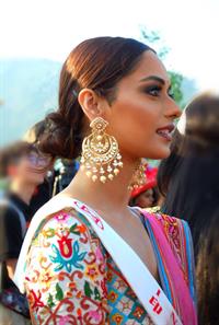 Manushi Chhillar
