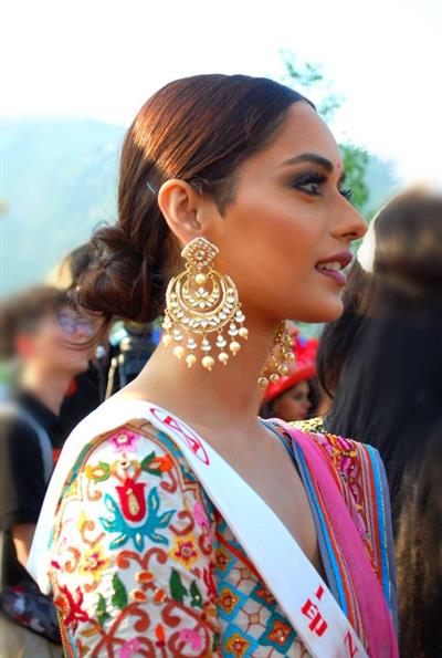 Manushi Chhillar