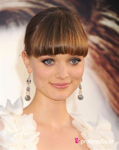 Bella Heathcote