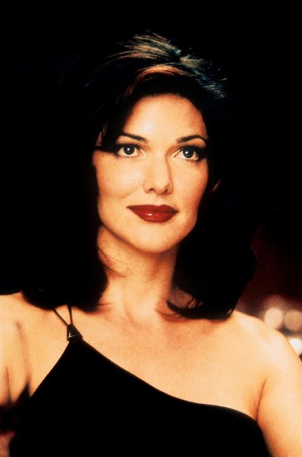 Laura Harring