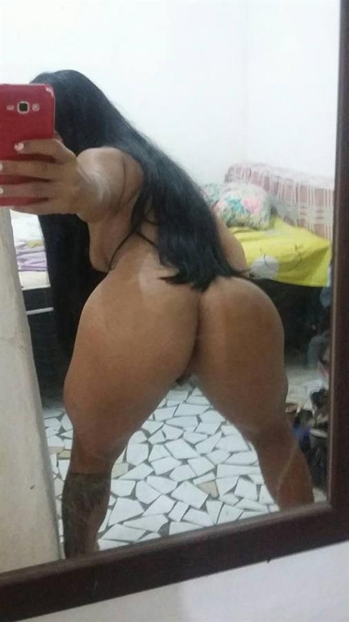 Mulher Mamão taking a selfie and - pussy