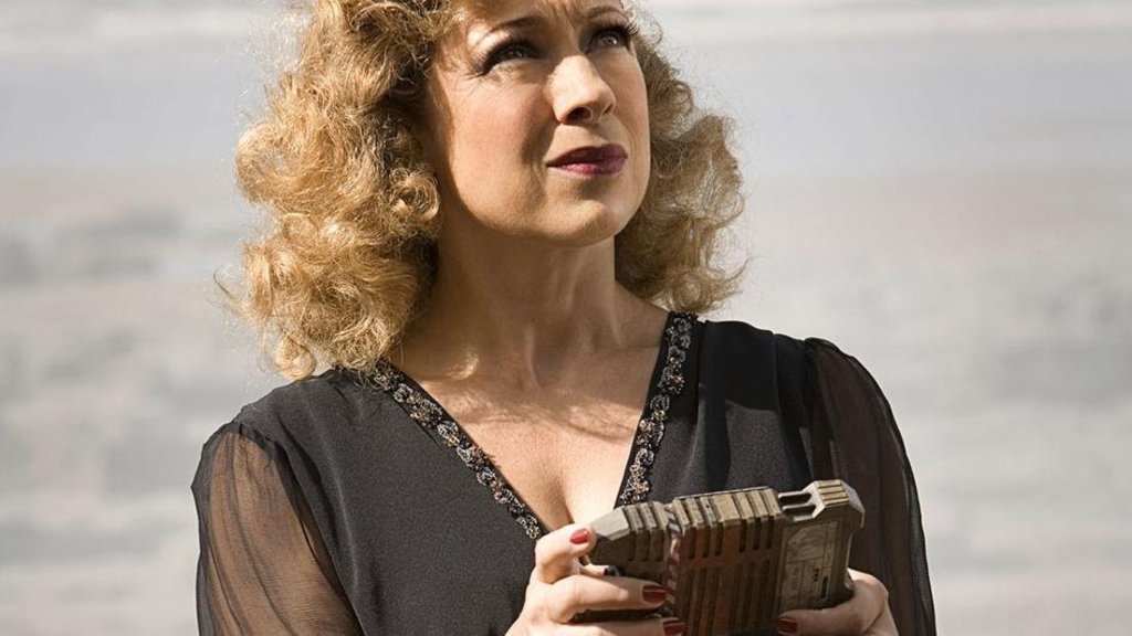 Alex Kingston