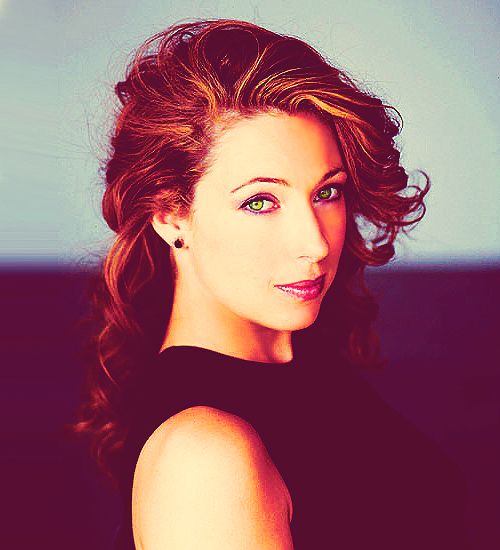 alex kingston