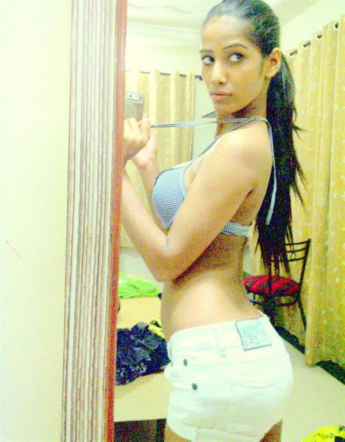Poonam Pandey in lingerie