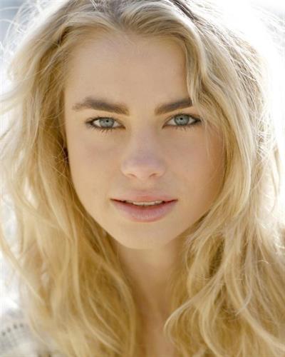 Lucy Fry