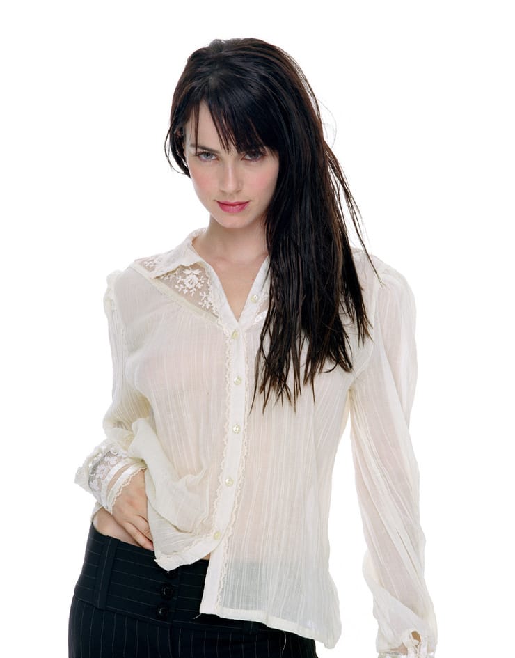 Mia Kirshner