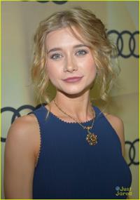 Olesya Rulin