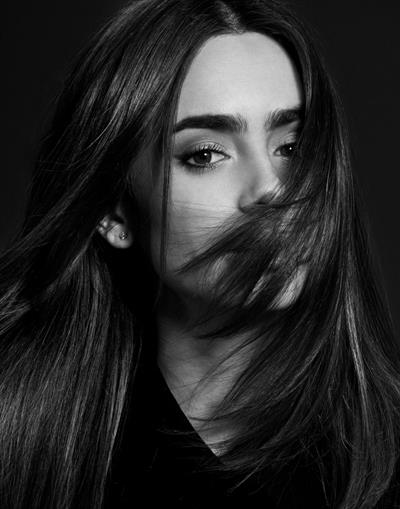 Lily Collins