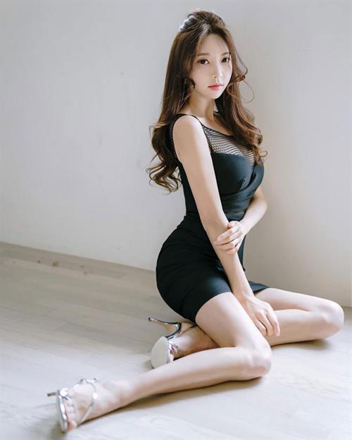 Park Soo Yeon