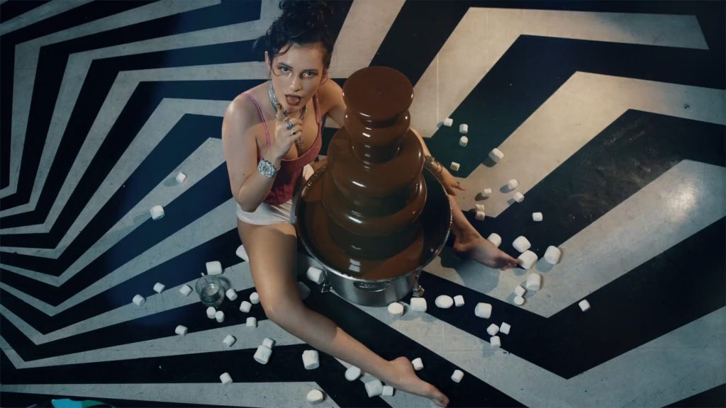 Pictures from Bella Thorne's  Thorne By Bella  shop.  November 2018