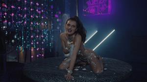 Bella Thorne Pictures Pictures from Bella Thorne's Thorne By Bella shop. November 2018