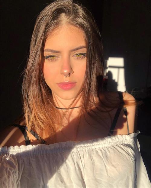 Ingrid Germanno taking a selfie