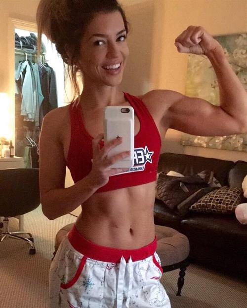Nikki Blackketter taking a selfie