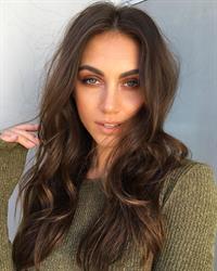 Stephanie Rayner Selfie Pictures Stephanie Rayner taking a selfie