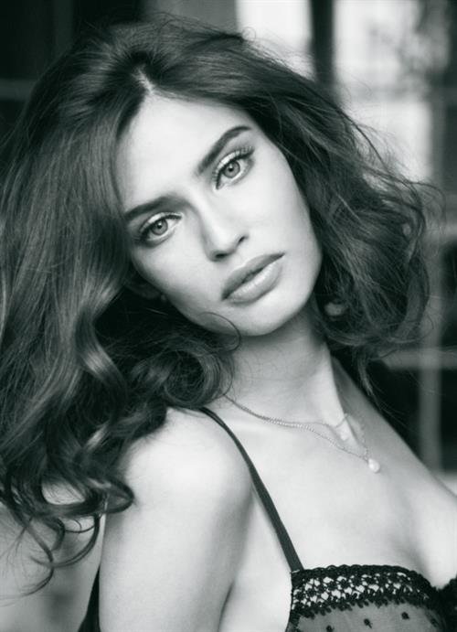 Bianca Balti in lingerie