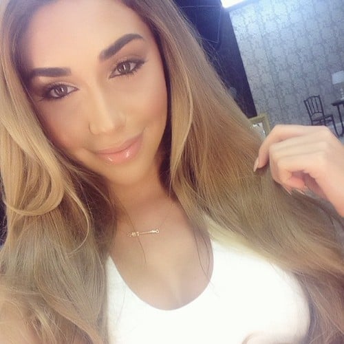 Chantel Jeffries taking a selfie