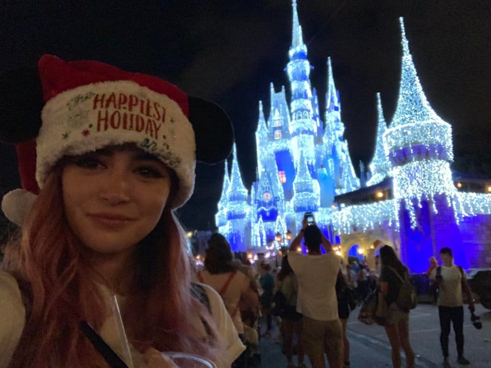 Chrissy Costanza taking a selfie