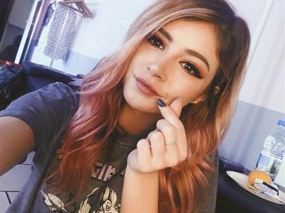 Chrissy Costanza taking a selfie