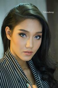 Nicolene Pichapa Limsnukan