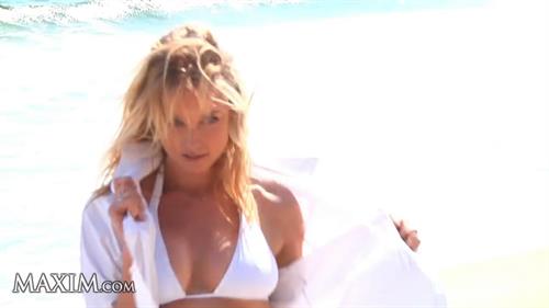 Rachel Nichols in a bikini