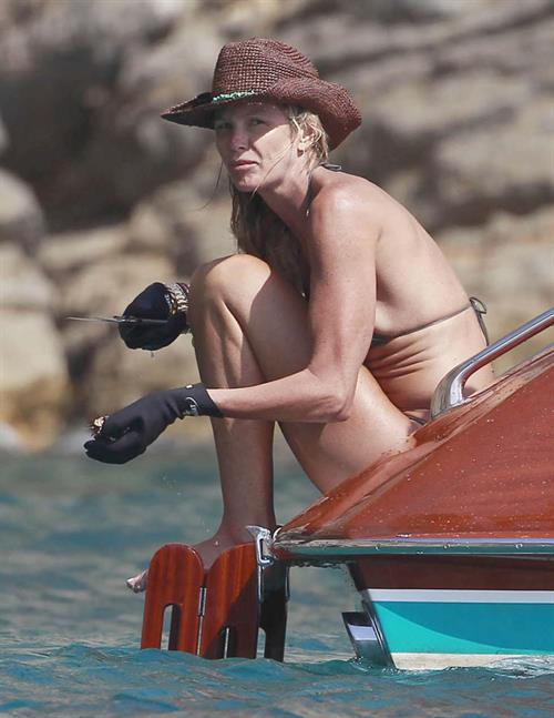 Elle MacPherson in a bikini