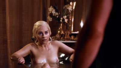 Emilia Clarke - Game of Thrones S3E8