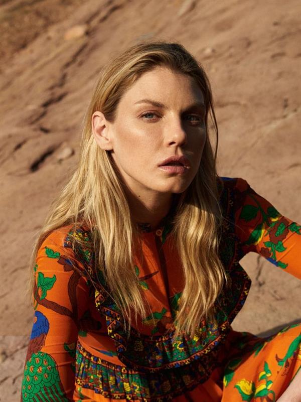 Angela Lindvall