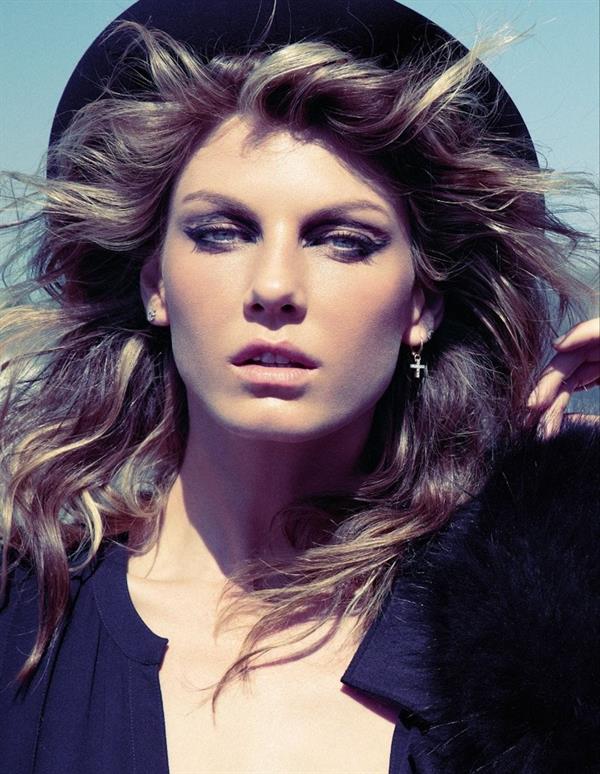 Angela Lindvall