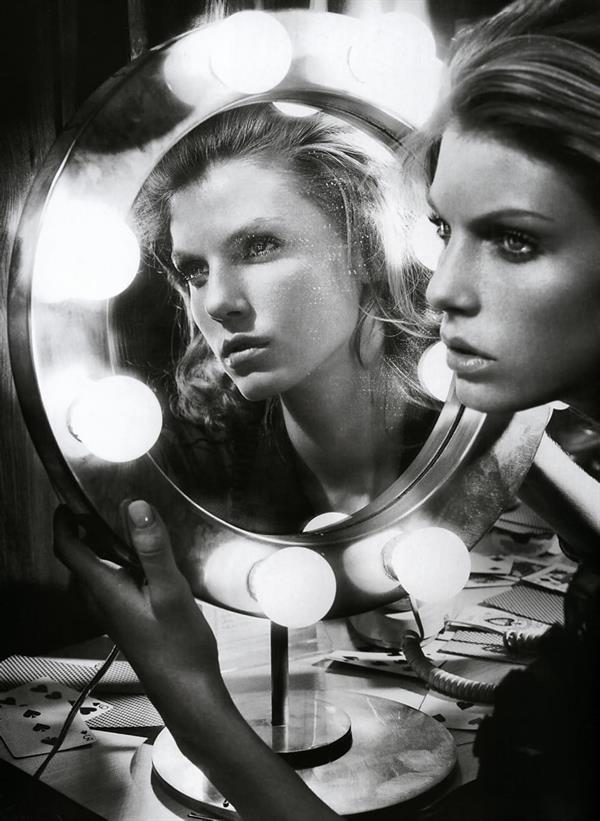 Angela Lindvall