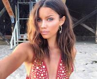 Audreyana Michelle taking a selfie