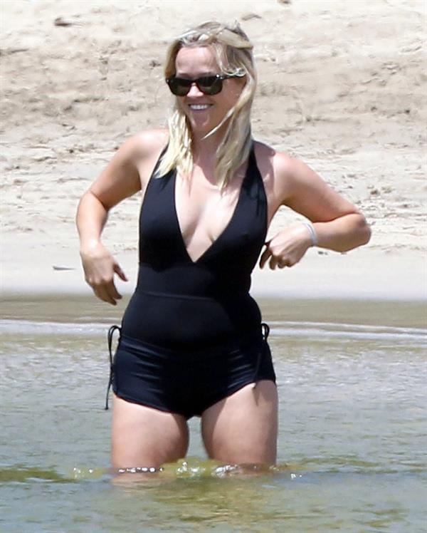 Reese Witherspoon in a bikini