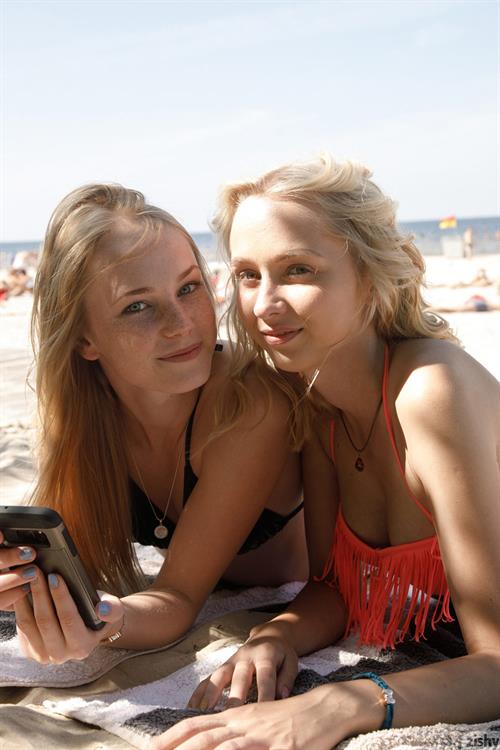 Runa Kimele Bikini Pictures Runa Bikini Girlfriends