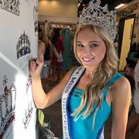 Katrín Lea Elenudóttir