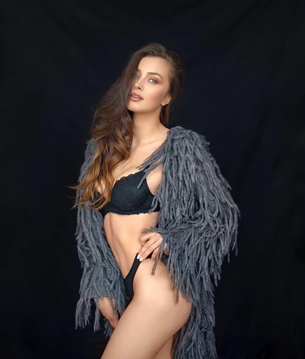 Ola Przywitowska in lingerie