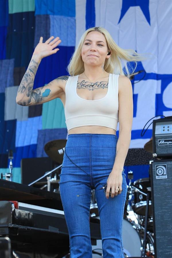 Skylar Grey