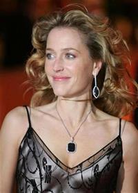 Gillian Anderson