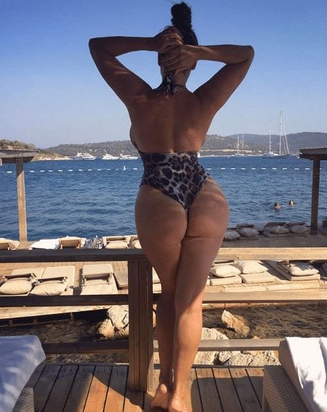 Kelly Brook - ass