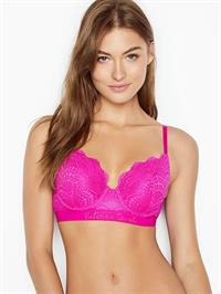 Grace Elizabeth in lingerie