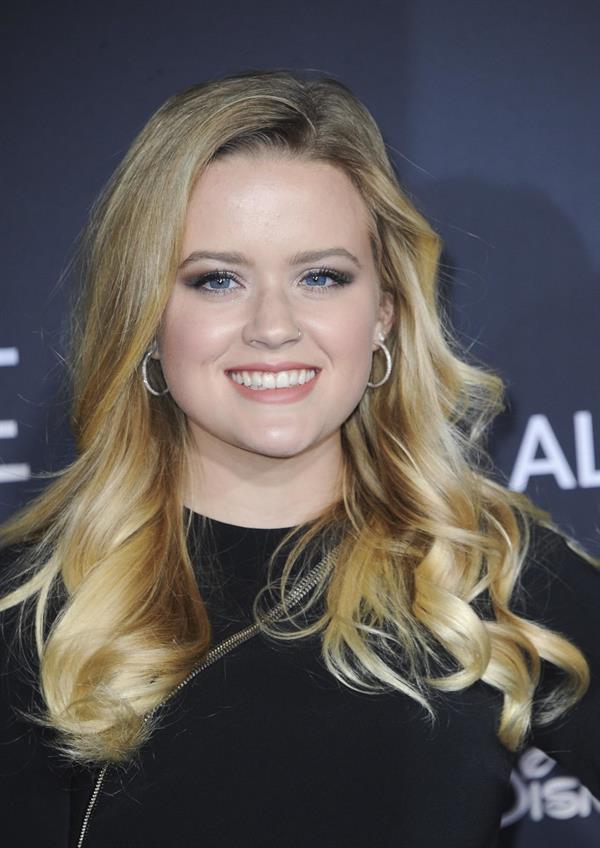 Ava Phillippe