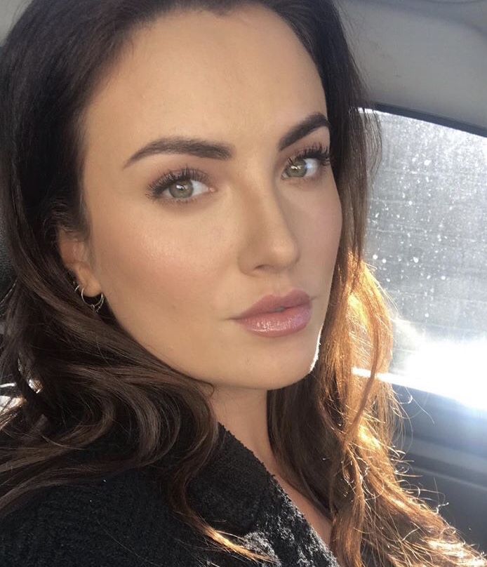 Holly Carpenter Selfie Pictures Holly Carpenter taking a selfie