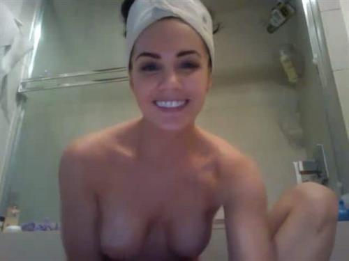 Jillian Murray nude the fappening photos leaked full set masturbating and showing her pussy, boobs, and ass. Rating = 9.14/10