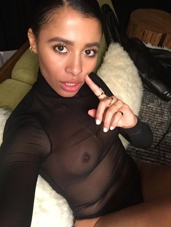 Sami Miro taking a selfie and - breasts