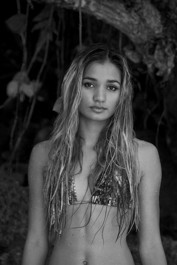 Pia Mia in a bikini