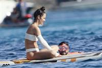 Cara Santana sexy ass in a thong bikini seen by paparazzi with Jesse Metcalfe.













































