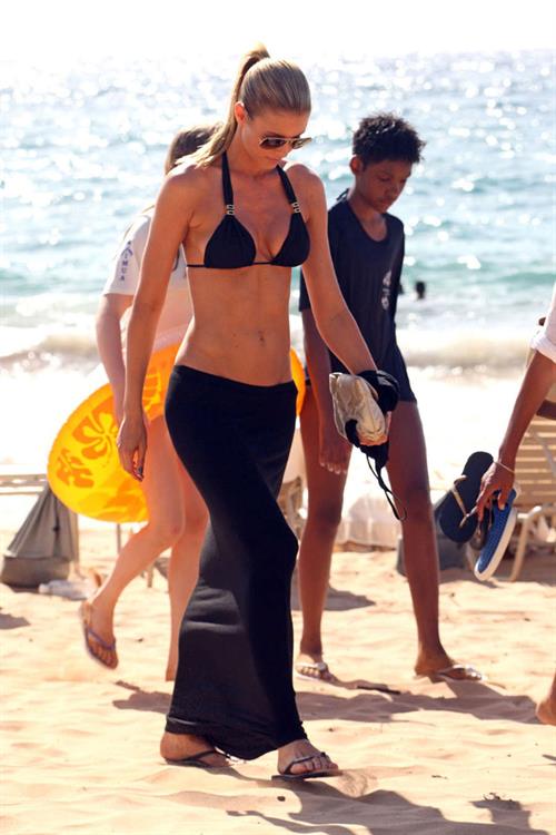 Paige Butcher Bikini Pictures Paige Butcher in a bikini